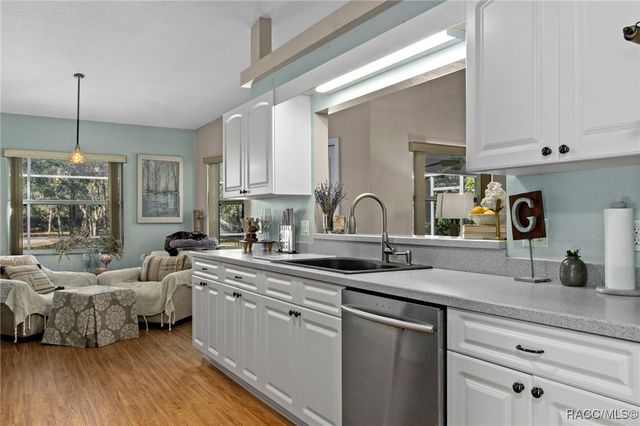 156 N Seton Avenue, Lecanto, FL 34461