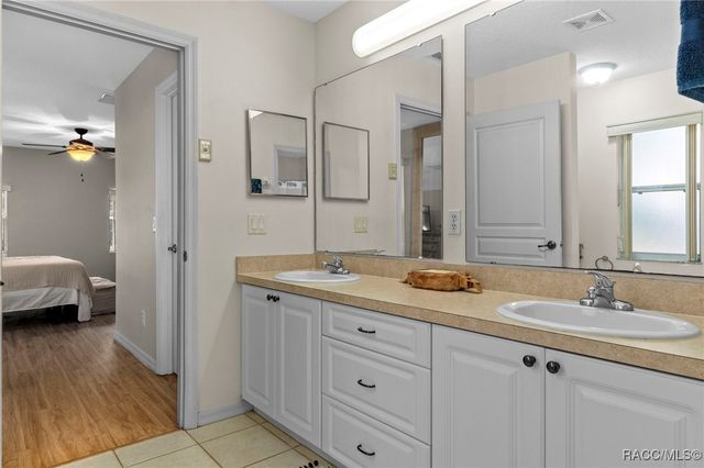 156 N Seton Avenue, Lecanto, FL 34461