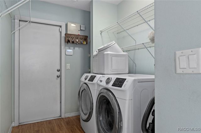 156 N Seton Avenue, Lecanto, FL 34461