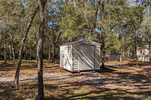 156 N Seton Avenue, Lecanto, FL 34461