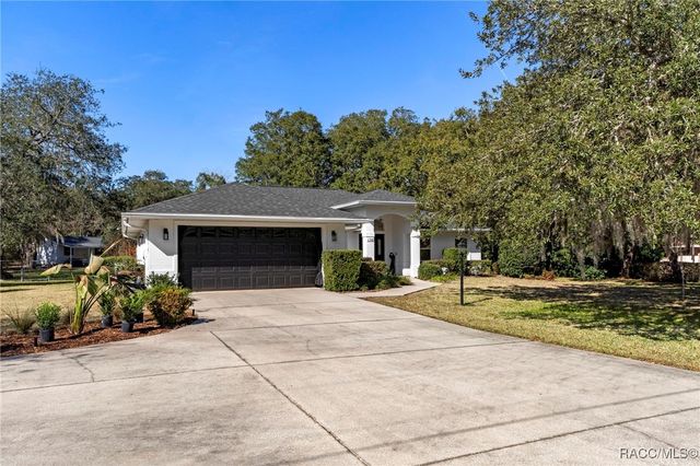 156 N Seton Avenue, Lecanto, FL 34461