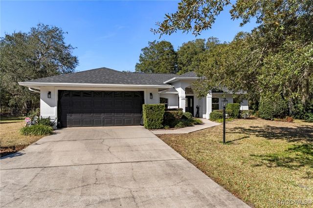 156 N Seton Avenue, Lecanto, FL 34461