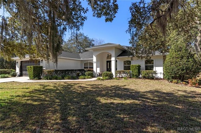 156 N Seton Avenue, Lecanto, FL 34461