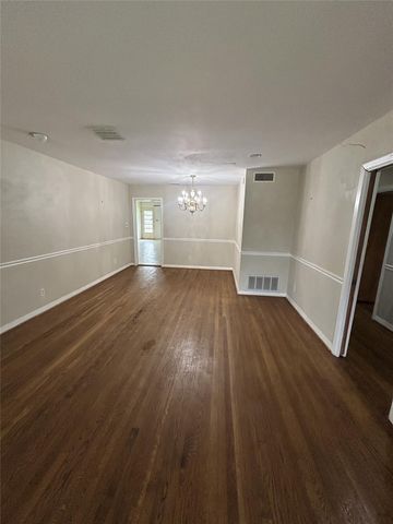 6207 Hirondel Street, Houston, TX 77087