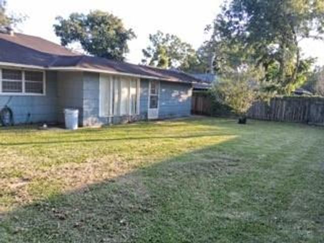 6207 Hirondel Street, Houston, TX 77087