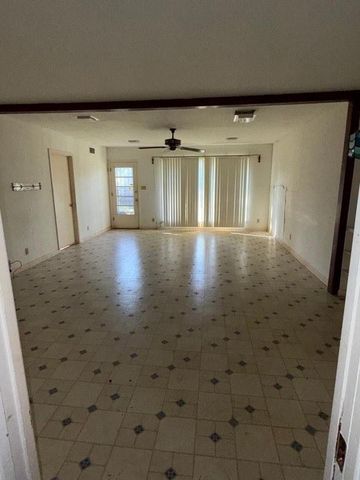 6207 Hirondel Street, Houston, TX 77087