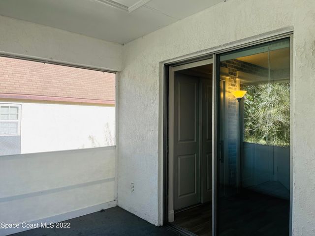 3005 Sir Hamilton Circle 14, Titusville, FL 32780