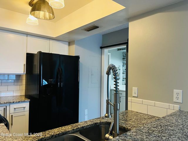 3005 Sir Hamilton Circle 14, Titusville, FL 32780