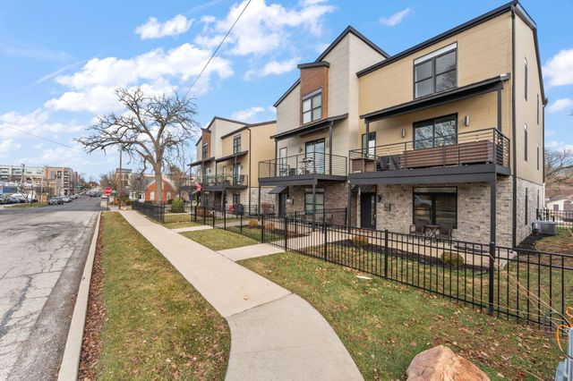 153 Morgan Boulevard 2, Valparaiso, IN 46383