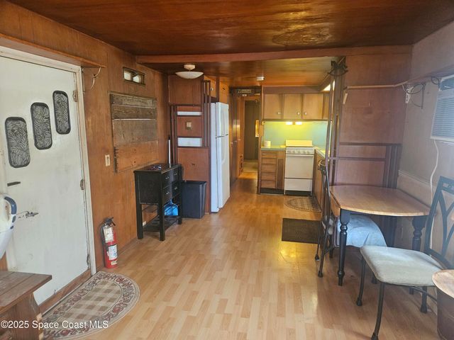 3196 Deer Run Drive NE, Palm Bay, FL 32905