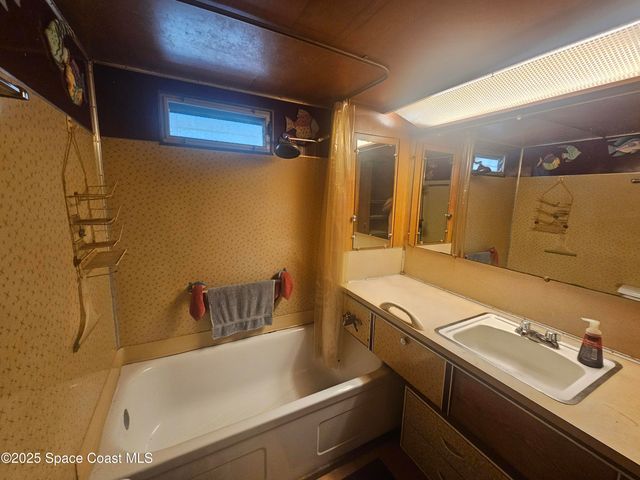 3196 Deer Run Drive NE, Palm Bay, FL 32905