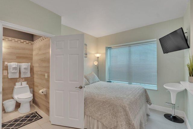 324 Indiana Street 3, Hollywood, FL 33019