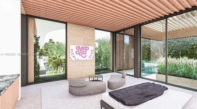 7301 Ponce De Leon Rd, Miami, FL 33143