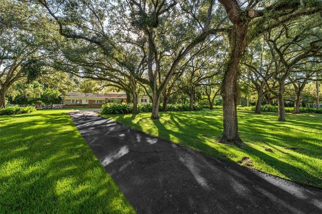 7301 Ponce De Leon Rd, Miami, FL 33143