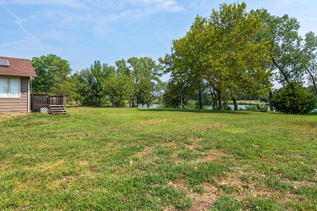 2005 E Pine Bay St, Wichita, KS 67216