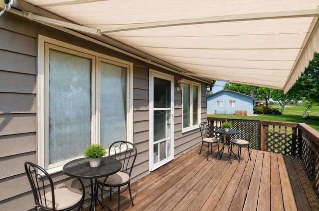 2005 E Pine Bay St, Wichita, KS 67216