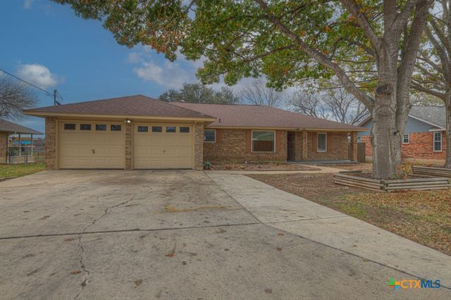 1445 Devin Drive, New Braunfels, TX 78130
