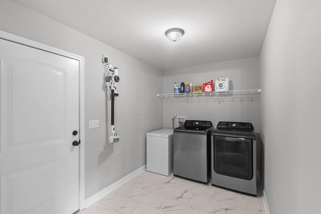 213 Foxfire Drive, Dothan, AL 36301