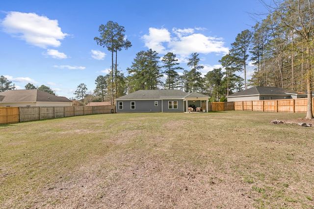 213 Foxfire Drive, Dothan, AL 36301