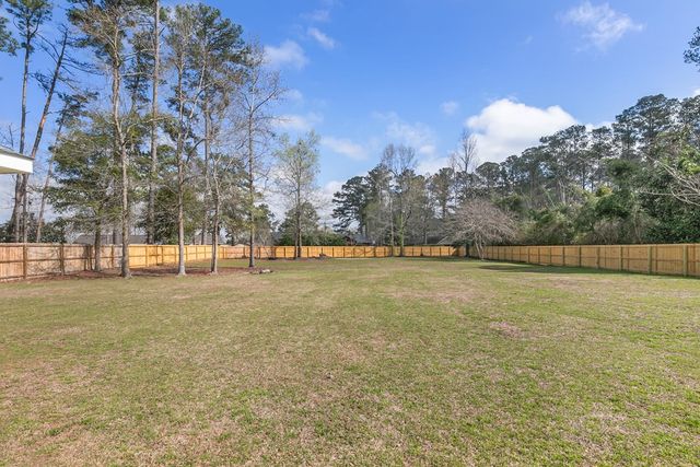 213 Foxfire Drive, Dothan, AL 36301