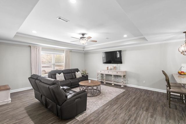 213 Foxfire Drive, Dothan, AL 36301