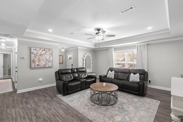 213 Foxfire Drive, Dothan, AL 36301