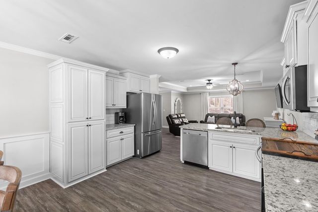 213 Foxfire Drive, Dothan, AL 36301