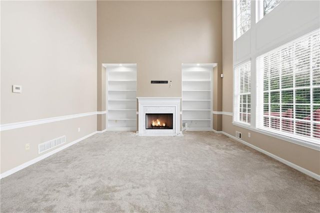 310 Stoneleigh Drive, Atlanta, GA 30331