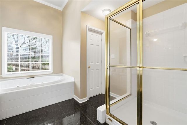 310 Stoneleigh Drive, Atlanta, GA 30331