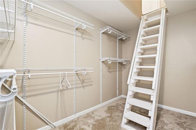 310 Stoneleigh Drive, Atlanta, GA 30331