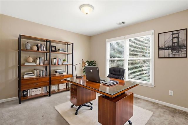 310 Stoneleigh Drive, Atlanta, GA 30331