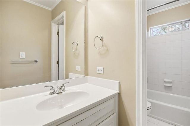 310 Stoneleigh Drive, Atlanta, GA 30331