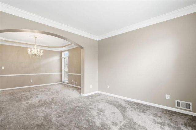 310 Stoneleigh Drive, Atlanta, GA 30331