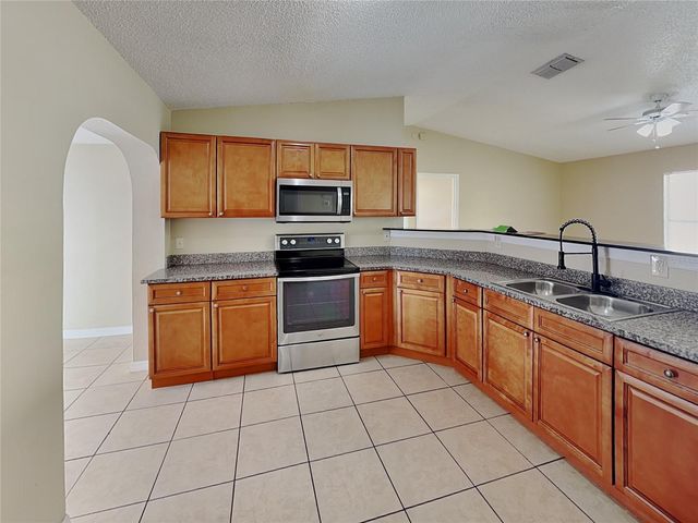 12 HERRING COURT, Kissimmee, FL 34759