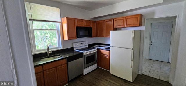 6120 OTIS ST, Hyattsville, MD 20785