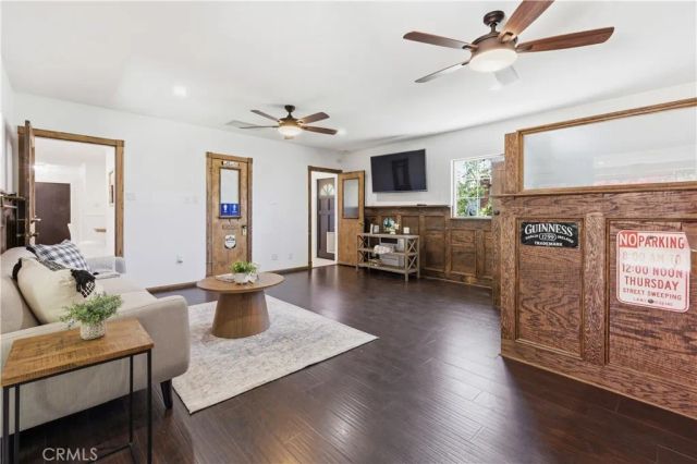 3327 N Studebaker, Long Beach, CA 90808