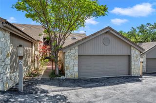 109 Lachite 2, Horseshoe Bay, TX 78657