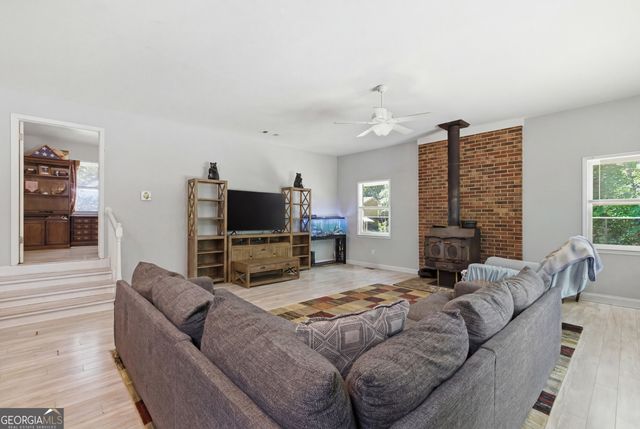 313 Pratten Drive, Cleveland, GA 30528