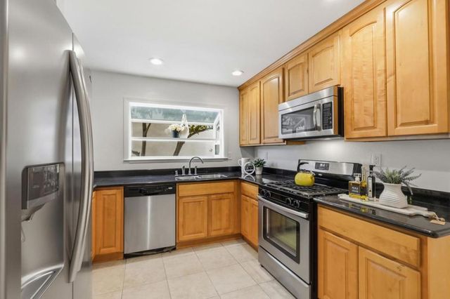 2051 Edgegate Drive, San Jose, CA 95122