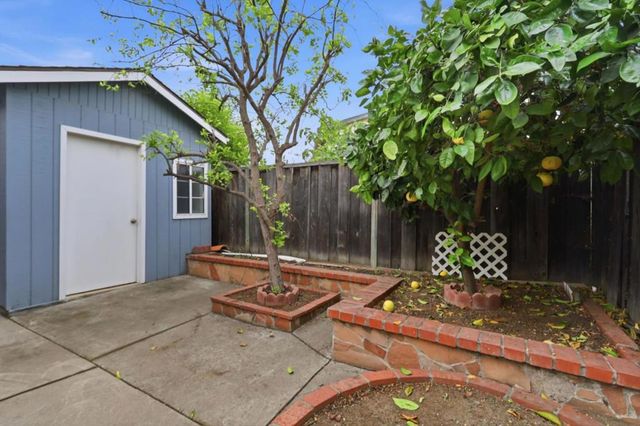 2051 Edgegate Drive, San Jose, CA 95122