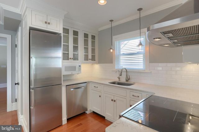 329 PARA AVE, Hershey, PA 17033