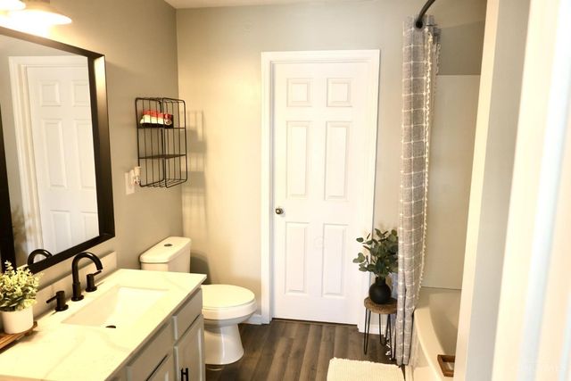 404 Sudbury Drive, Trenton, OH 45067