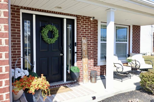 404 Sudbury Drive, Trenton, OH 45067