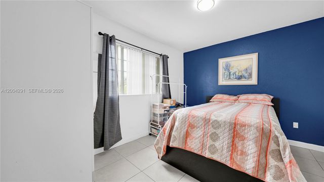 120 E 5th St 2, Hialeah, FL 33010