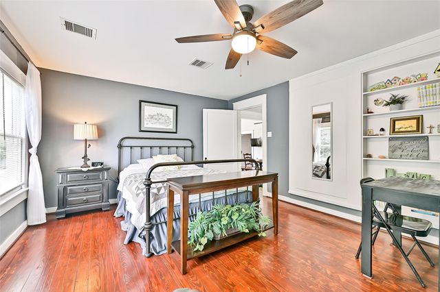 1518 21st Avenue, Galveston, TX 77550