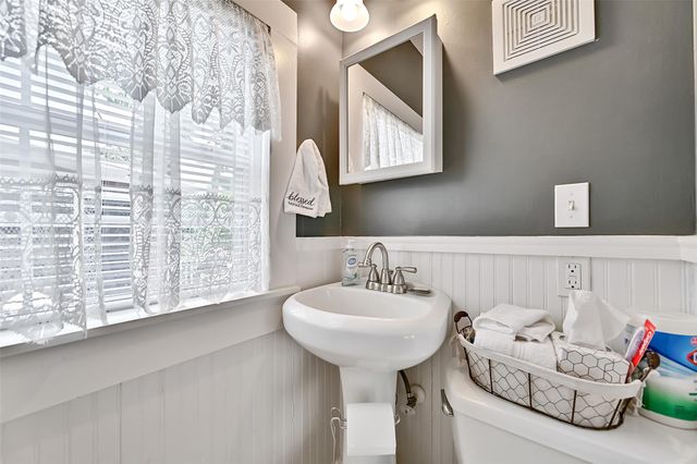 1518 21st Avenue, Galveston, TX 77550