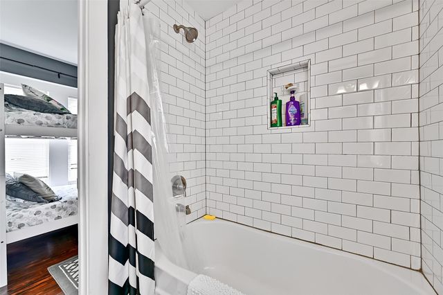 1518 21st Avenue, Galveston, TX 77550