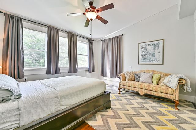 1518 21st Avenue, Galveston, TX 77550