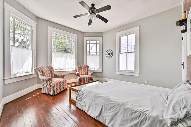 1518 21st Avenue, Galveston, TX 77550