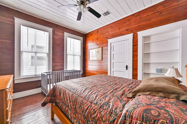 1518 21st Avenue, Galveston, TX 77550